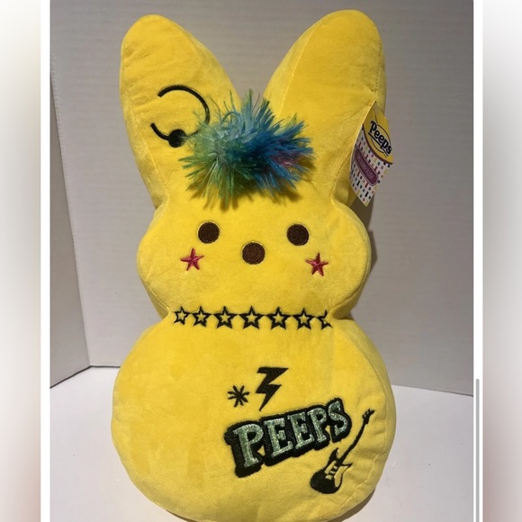 Emo yellow 16” Peeps plush Marshmallows Scent New with Tags & Free 🎁 - Picture 3 of 8